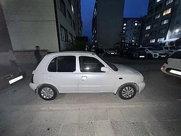 nissan micra: Nissan March: 2000 г., Автомат, Бензин, Хэтчбэк — 2