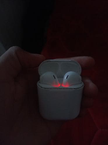блютуз наушники jbl: Беспроводные наушники продам наушник срочно!! Срочно!! Торг есть - — 1