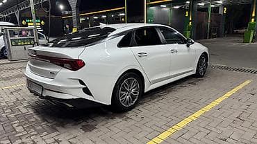 корай 5: Kia K5: 2021 г., 2 л, Автомат, Гибрид, Лифтбек — 2
