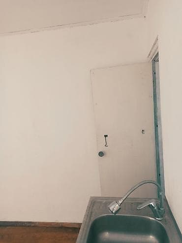 Недвижимость: Однокомнатное помещение с отдельным санузлом Описание: - Светлая — 9