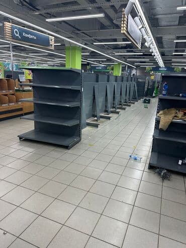 оборудование для магазина бу: Витрины, стеллажи, полки торговые металлические б/у, полка магазинная — 6