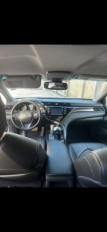 Toyota Camry: 2019 г., 2.5 л, Автомат, Бензин, Седан lalafo.kg да Toyota Camry: 2019 г., 2.5 л, Автомат, Бензин, Седан