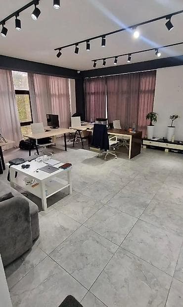 Аренда офисов, 41 м², С отдельным входом