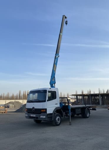 дом на колесах трейлер: Манипулятор, Mercedes-Benz, 1998 г., от 4 т — 1