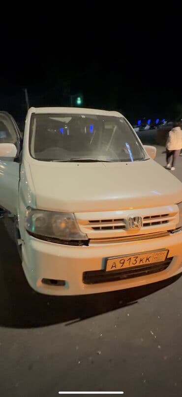 Honda Stepwgn: 2004 г., 2.4 л, Минивэн