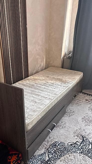 third edition solution: Односпальная кровать с матрасом и выдвижными ящиками - Формат — 3