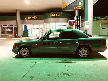 Mercedes-Benz 220: 1994 г., 2.2 л, Автомат, Бензин at lalafo.kg Mercedes-Benz 220: 1994 г., 2.2 л, Автомат, Бензин