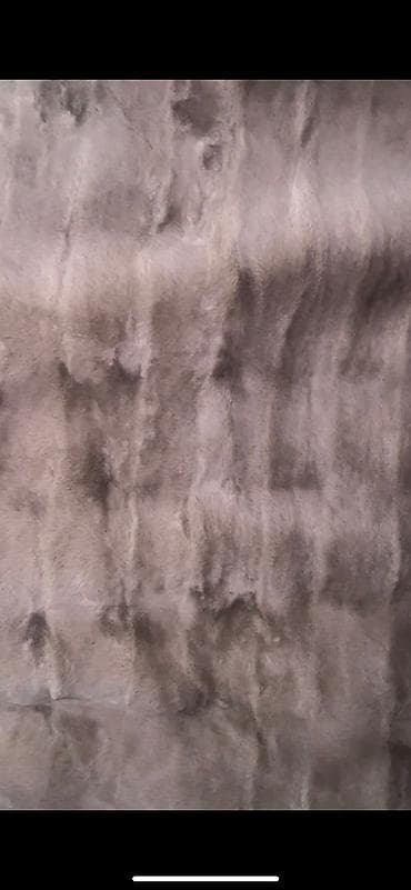 жилет писец: Продаю шубную ткань, очень теплая. 5 метров 2 ширина Так же можно — 3