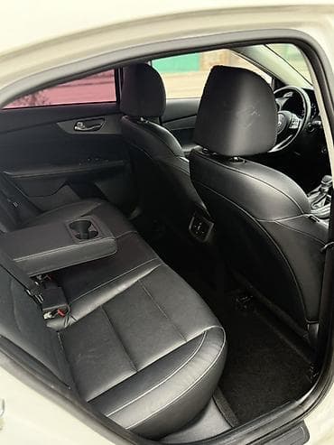 kia ev3: Kia K3: 2019 г., 1.6 л, Автомат, Бензин, Седан — 8