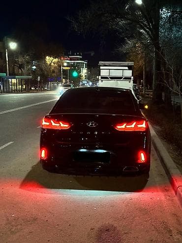 santa fe: Hyundai Sonata: 2017 г., 2 л, Автомат, Газ, Седан — 5