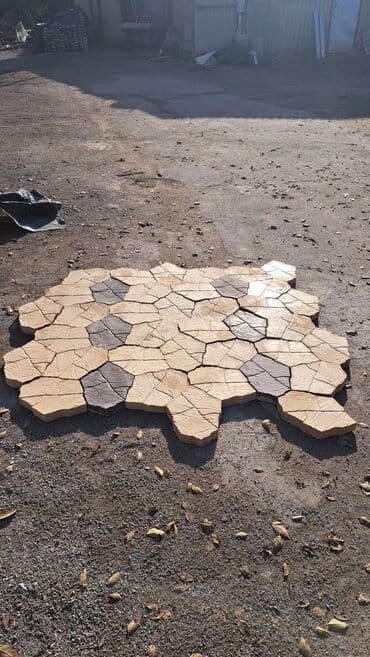 стол для плиты: Тротуарная плитка, Ноги великана, Бетонная, Для лестниц, Новый — 3