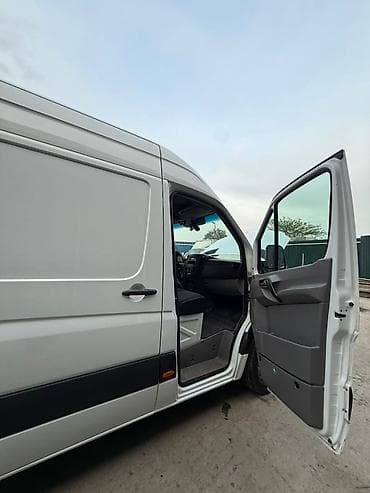 аренда помощения: Mercedes‑Benz Sprinter ( средная база, высокая крыша) Свежий пригнан — 8