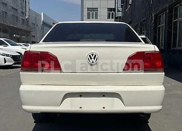 Volkswagen Jetta: 2012 г., 1.6 л, Механика, Бензин, Седан
