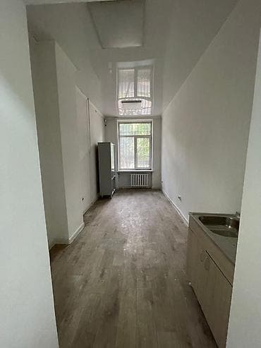 Кыймылсыз мүлк: Кеңселерди ижаралоо, 188 м², Турак комплексинде, 1-катар, Өзүнчө кире бериши менен — 5