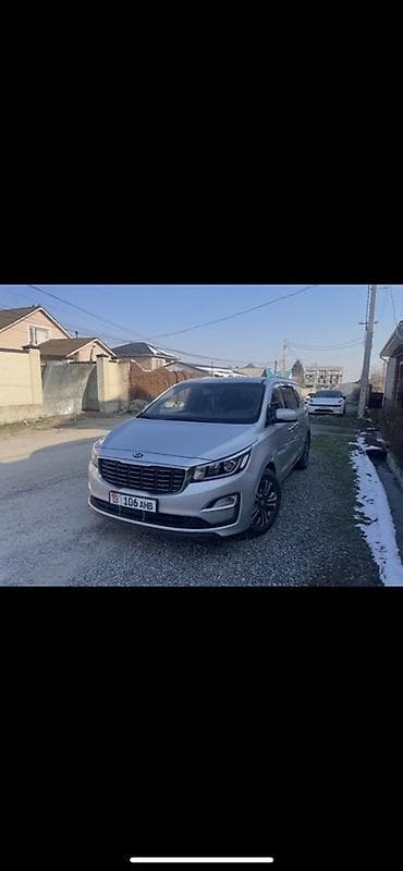 продаю катамаран: Kia Carnival: 2018 г., Автомат, Дизель, Минивэн — 1
