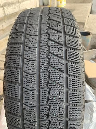 Шины и диски: Зимние шины без шипов Maxxis Trek M7 - Размер: 215/55 R17 - Индекс — 2