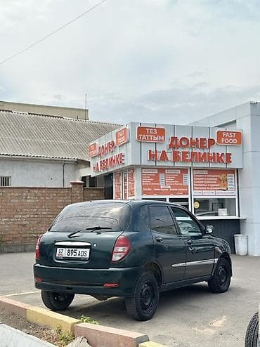 Продажа авто: Daihatsu Sirion: 2003 г., 1 л, Механика, Бензин, Хэтчбэк — 2
