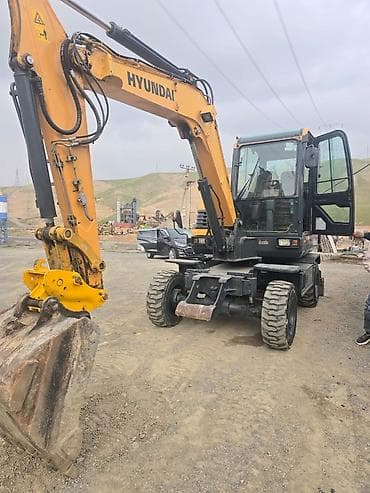 танк телефон цена бишкек: Колесный экскаватор Hyundai R60W-5 - Компактный колесный экскаватор — 1