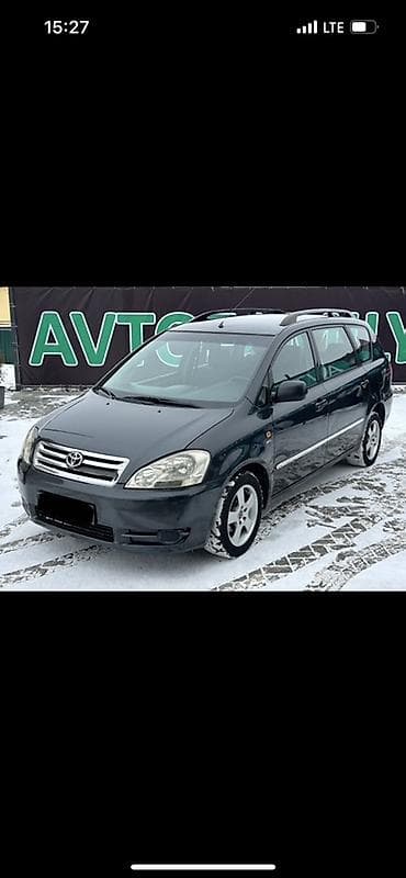 Toyota: Toyota Avensis Verso: 2003 г., 2 л, Механика, Бензин, Вэн/Минивэн — 2