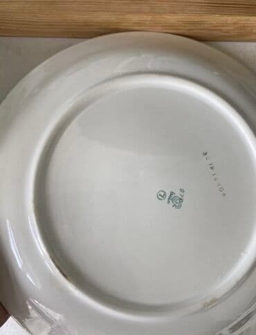 пасуда комплект: Продаю посуду блюдо 3 штуки - 250 с. за одну, набор 4 чашки с — 5