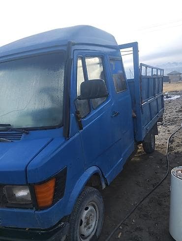 вампер 210: Mercedes-Benz T1: 1991 г., 3 л, Механика, Дизель, Фургон — 5