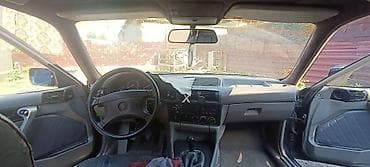 значок бмв: BMW 5 series: 1993 г., Механика, Бензин, Седан — 6