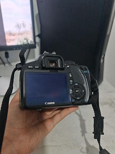 zenit e: Canon EOS 550D отлично работает. В комплекте фото рюкзак, все — 3