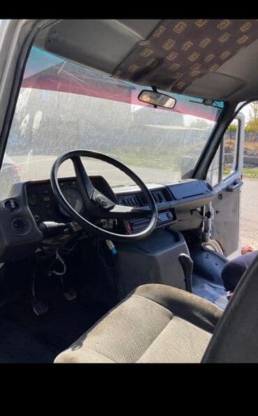 срочно продаю в связи с переездом: Microcar : 1994 г., Механика, Фургон — 1