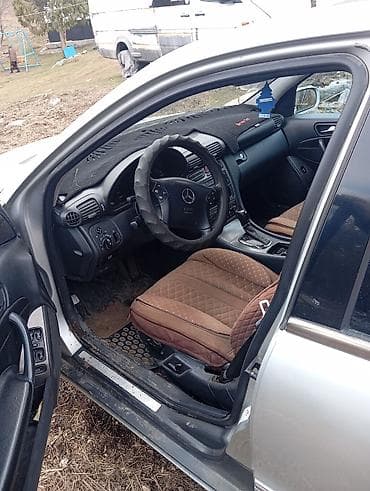 авто б: Mercedes-Benz C-Class: 2000 г., Седан — 4