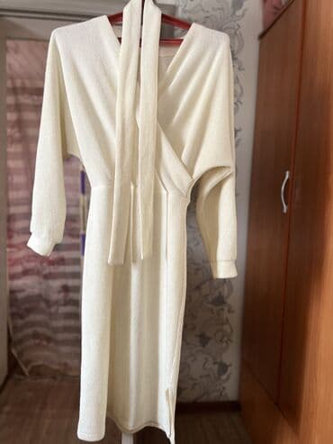 одежда оптом дордой: Продаю новое платье ниже колена ткань тонкий шерсть на весна-осень — 1