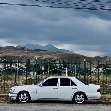 e34 520: Mercedes-Benz W124: 1995 г., 3.2 л, Автомат, Бензин, Седан — 5