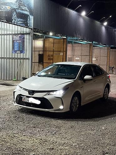 кароль: Toyota Corolla: 2019 г., Гибрид, Седан — 2