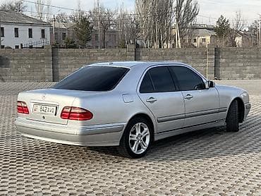 Mercedes-Benz E-Class: 2000 г., 3.2 л, Автомат, Бензин, Седан — 1