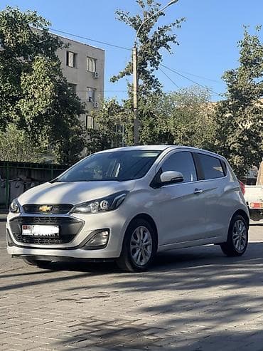 Продажа авто: Chevrolet Spark: 2019 г., 1 л, Автомат, Бензин, Хэтчбэк — 2