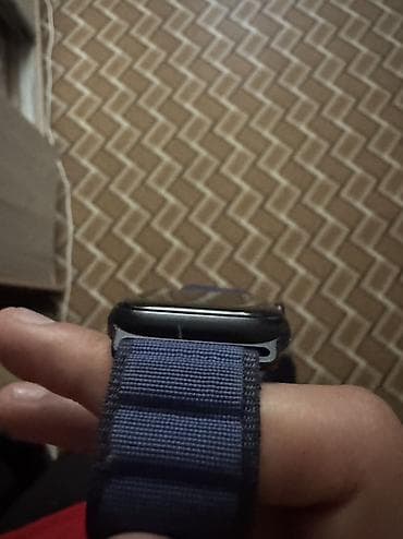 Apple Watch: 🔥🔥🔥СРОЧНО🔥🔥🔥 Apple Watch se2 за 7.500 сом😳 32 гб памяти АКБ 92 Айклауд — 7