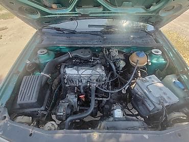 Продажа авто: Volkswagen Golf: 1992 г., 1.8 л, Механика, Бензин, Хэтчбэк — 10