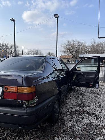 mazda 121: Volkswagen Vento: 1993 г., 1.8 л, Механика, Седан — 8