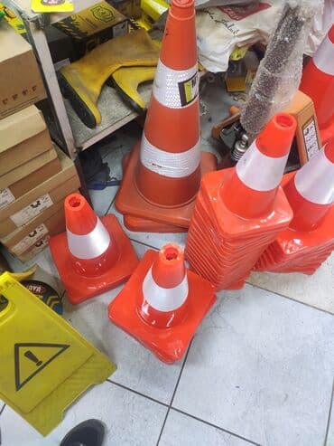 индикаторная стойка: Сигнальные конусы анкерные,стоячие,раздвижные оптом и в — 2