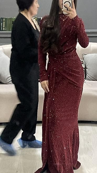 тактический брюки: Вечернее платье в пол бордового цвета с мерцающим покрытием. - Фасон — 1