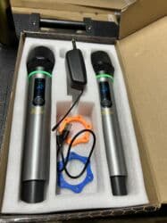 аудио интерфейс: Продается Колонка Работает вне сети Звучит громко ✅ В комплекте шнур — 4