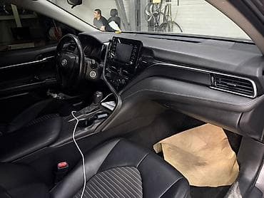corolla 2016: Toyota Camry: 2020 г., Седан — 4