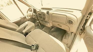 Транспорт: Легкий грузовик, Ford, Стандарт, 2 т, Б/у — 8