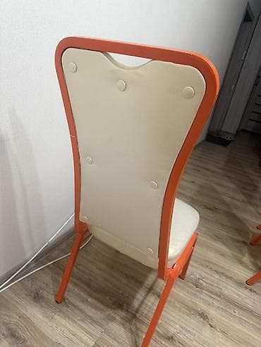 Стул для кухни, Б/у, Железо, цвет - Оранжевый