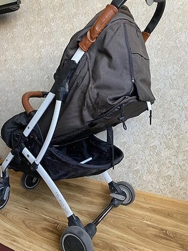 benebaby коляски: Прогулочная коляска BeneBaby - Компактная и легкая, складной механизм — 4