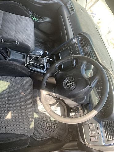 sym: Subaru Legacy: 2002 г., 2 л, Механика, Газ, Седан — 5