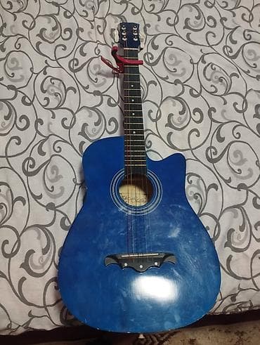 Комузы: Акустическая гитара 6-струнная, корпус формата с вырезом (cutaway) для — 2