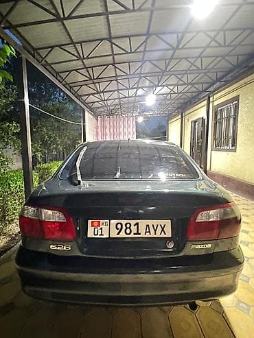 mazda 3: Mazda 626: 2000 г., 2 л, Механика, Бензин, Седан — 2