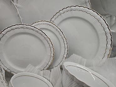 Начало от 300сом и выше. Столовый набор из тонкого фарфора с золотым at lalafo.kg Начало от 300сом и выше. Столовый набор из тонкого фарфора с золотым
