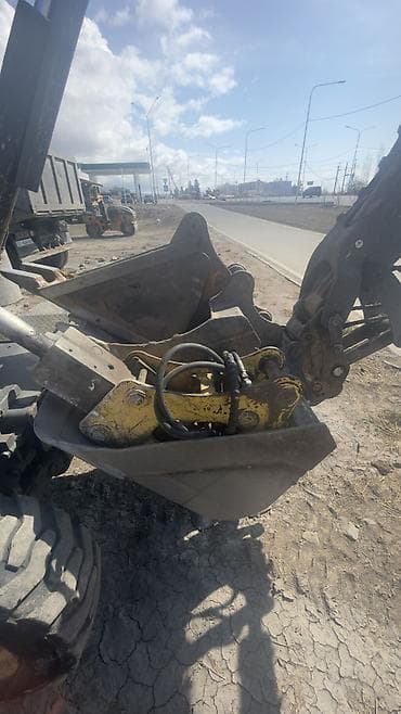 сварка дисков аргоном: Экскаватор, Volvo, 2018 г., Колесный — 8