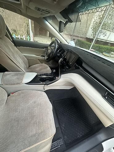 граната на авенсис: Toyota Camry: 2021 г., 2.4 л, Типтроник, Гибрид, Седан — 2